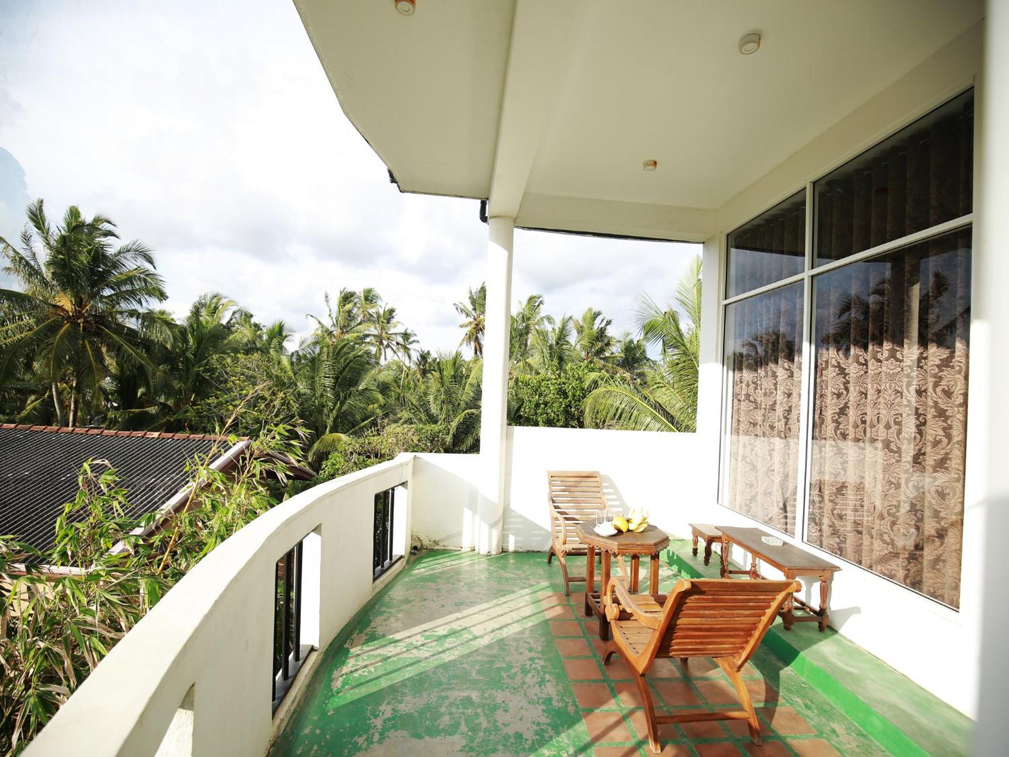 Crystal Oceanic Hotel Ahangama Exterior foto